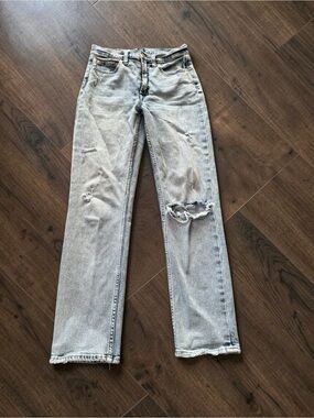 GAP Cigarette Jeans Womens Size 2 Light Wash Distressed Ripped Straight Leg